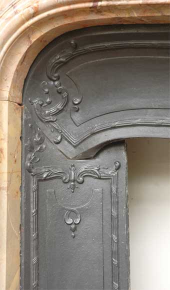 Louis XV style fireplace in Sarrancolin_fr
