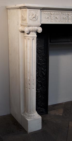 Exceptionnelle cheminée ancienne de style Louis XVI à colonnes détachées en marbre statuaire de Carrare-3