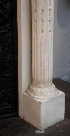 Exceptionnelle cheminée ancienne de style Louis XVI à colonnes détachées en marbre statuaire de Carrare-10