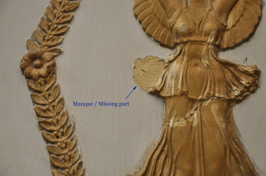 Double porte ancienne en chêne peint et doré à décor de Victoires Ailées et de miroirs-5