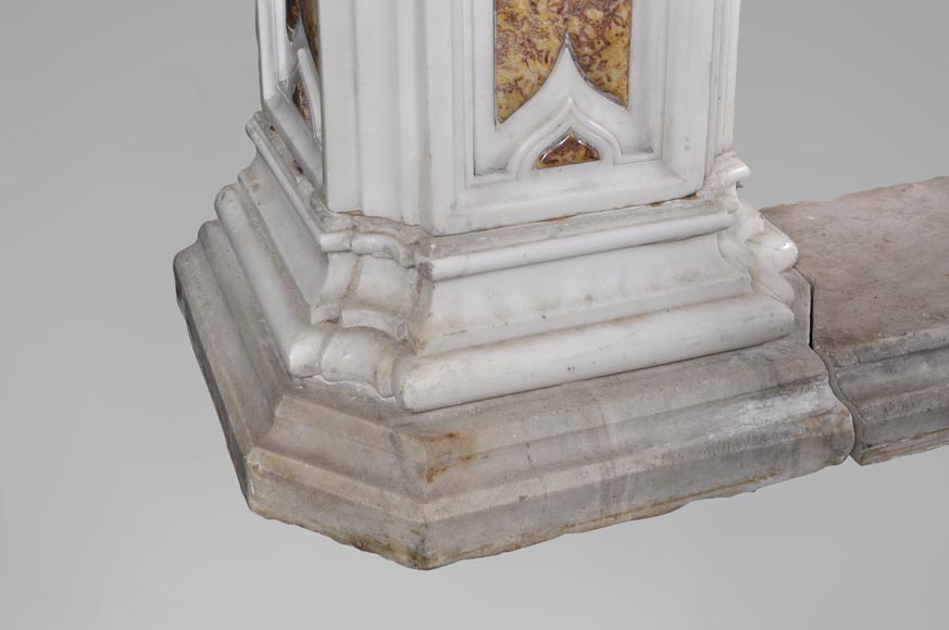 Exceptionnelle cheminée ancienne de la fin du XVIIIe siècle en marbres Statuaire et Brocatelle à putti-10