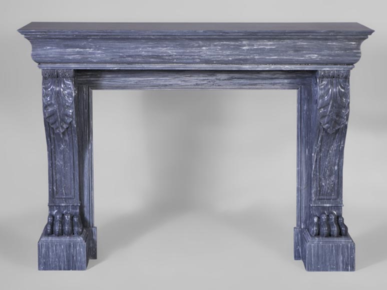 Belle cheminée de style Restauration à pattes de lions en marbre Bleu Turquin-0