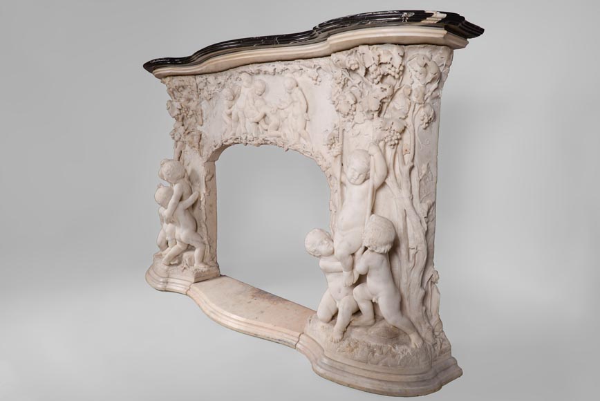 Les Jeux de l'Enfance, extraordinaire cheminée ancienne en marbre Statuaire sculpté en haut-relief à décor de putti-5