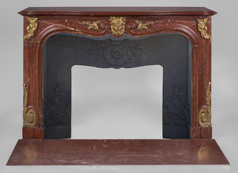 Cheminée ancienne d'époque Napoléon III en marbre Rouge Antique et ornements de bronze doré-0