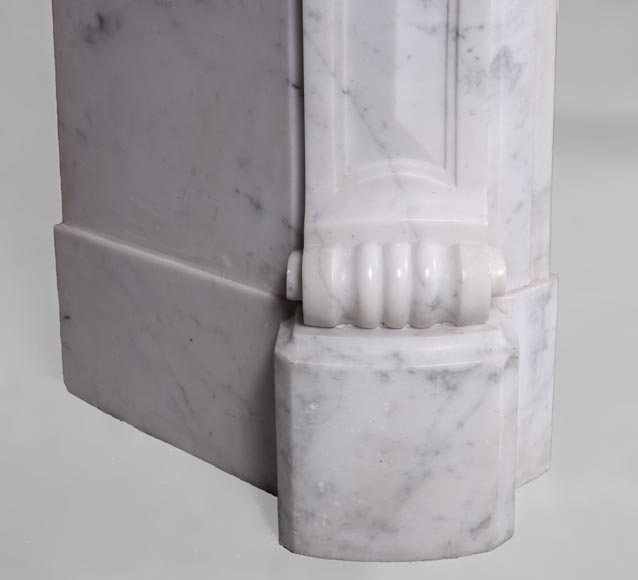 Cheminée ancienne de style Régence en marbre de Carrare-4
