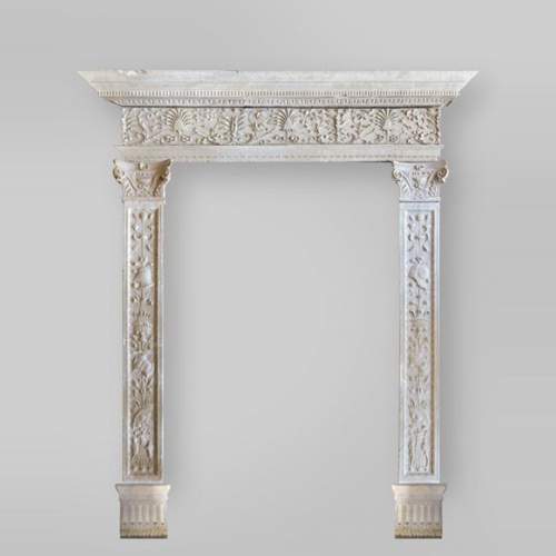 Important passage de porte ancien en pierre marbrière, époque Renaissance