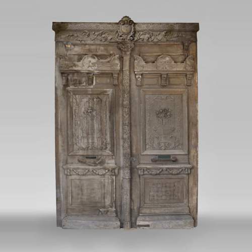 Importante porte cochère en chêne sculpté de style Napoléon III