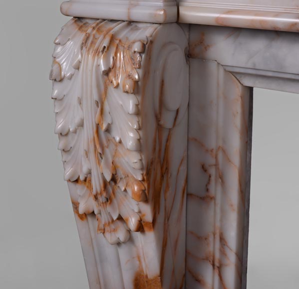 Belle cheminée ancienne de style Louis XVI à feuilles d'acanthe en marbre de Skyros-4