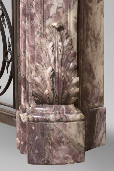 Très belle cheminée ancienne de style Louis XV en marbre Fleur de Pêcher richement sculptée-12