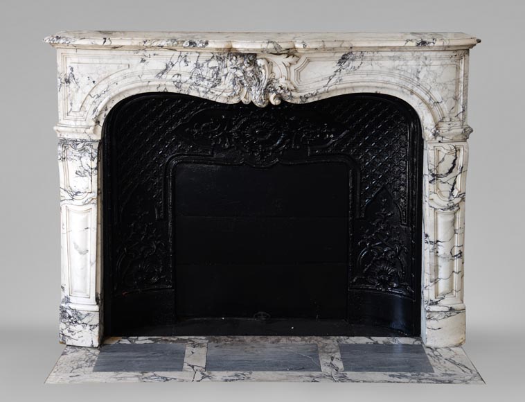 Belle cheminée ancienne de style Louis XV en marbre Serravezza-0