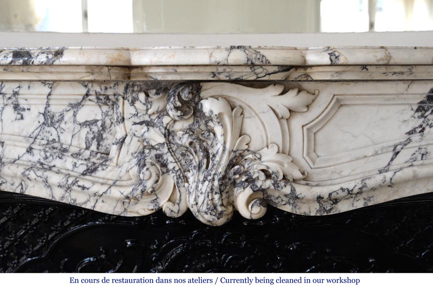 Belle cheminée ancienne de style Louis XV en marbre Serravezza-1