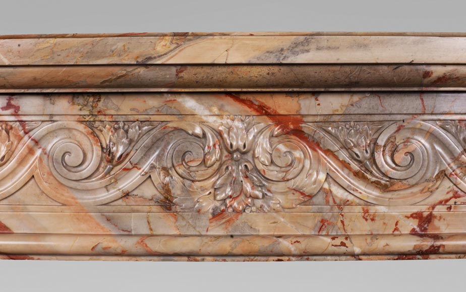 Cheminée ancienne de style Louis XVI en marbre Sarrancolin Fantastico galbée et ornée d'une frise de flots grecs-1