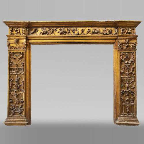 Cheminée italienne du XVIIIe siècle en bois sculpté