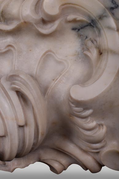 Cheminée ancienne de style Louis XV baroque en marbre Paonazzo-3