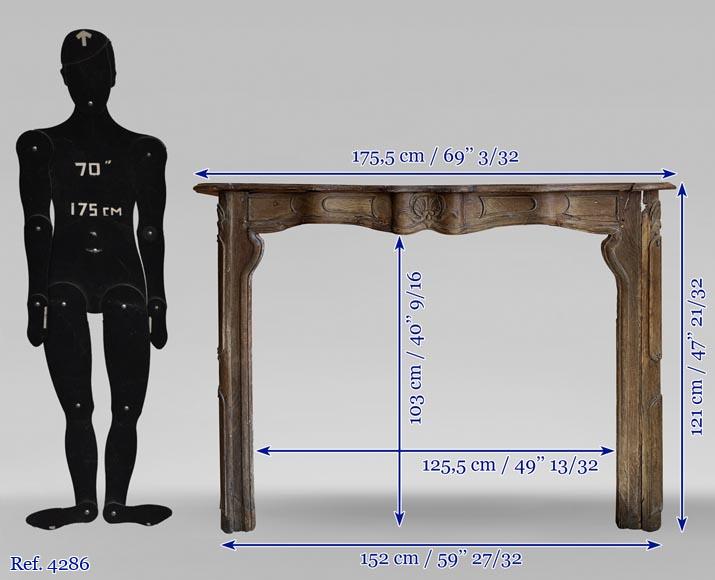 Cheminée d'époque Louis XV en bois-8