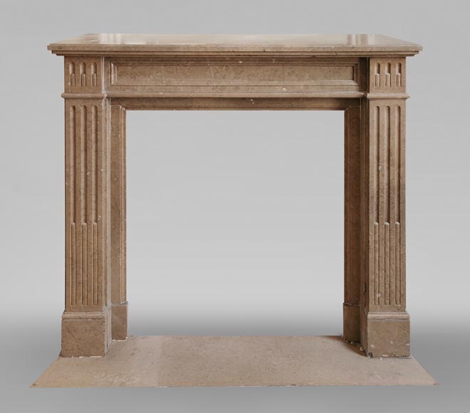 Cheminée ancienne de style Louis XVI en marbre