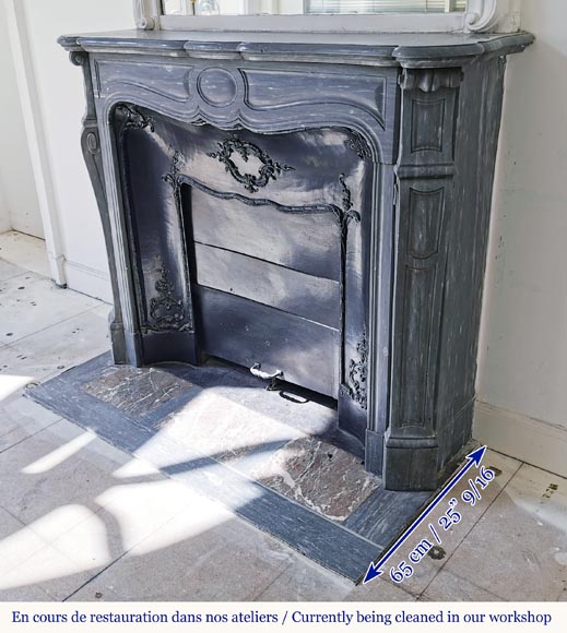 Belle cheminée Pompadour faite en marbre bleu Turquin-5