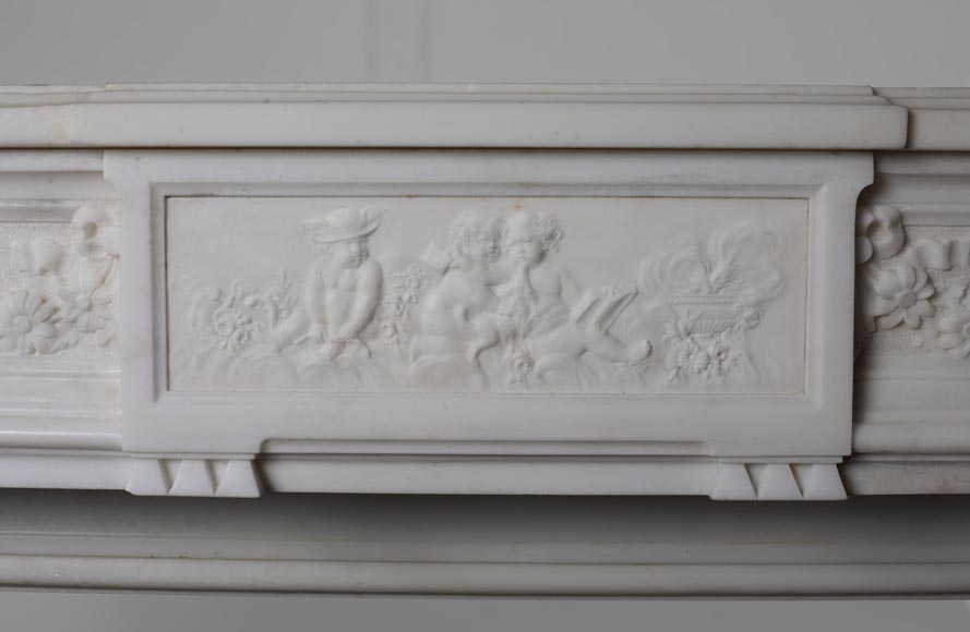Cheminée de style Louis XVI en marbre de Carrare statuaire aux colonnes détachées en carquois-3