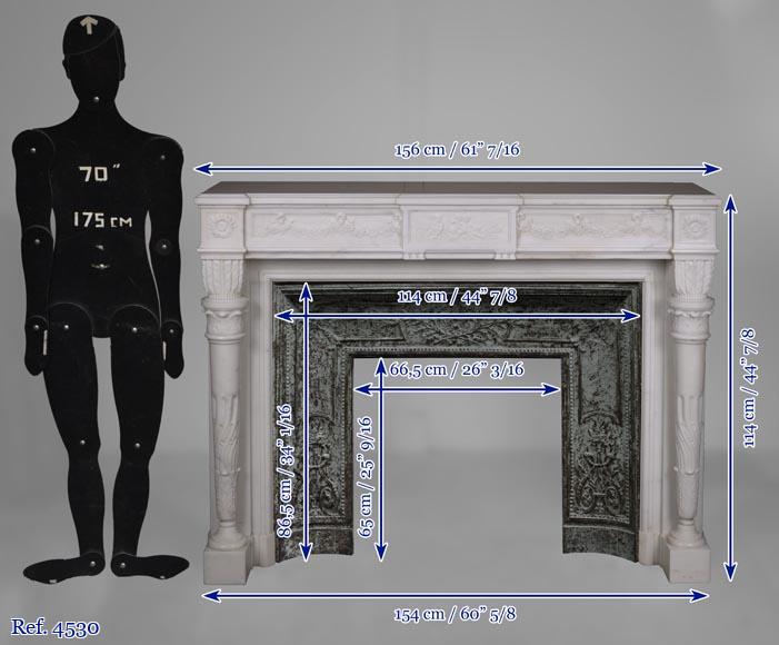 Cheminée de style Louis XVI en marbre de Carrare statuaire aux colonnes détachées en carquois-15