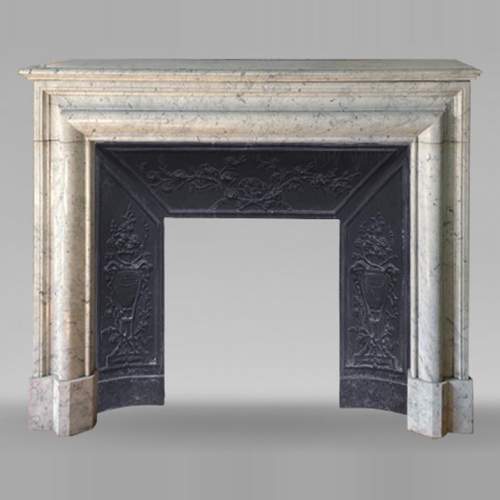 Cheminées de style Louis XIV en marbre de Carrare