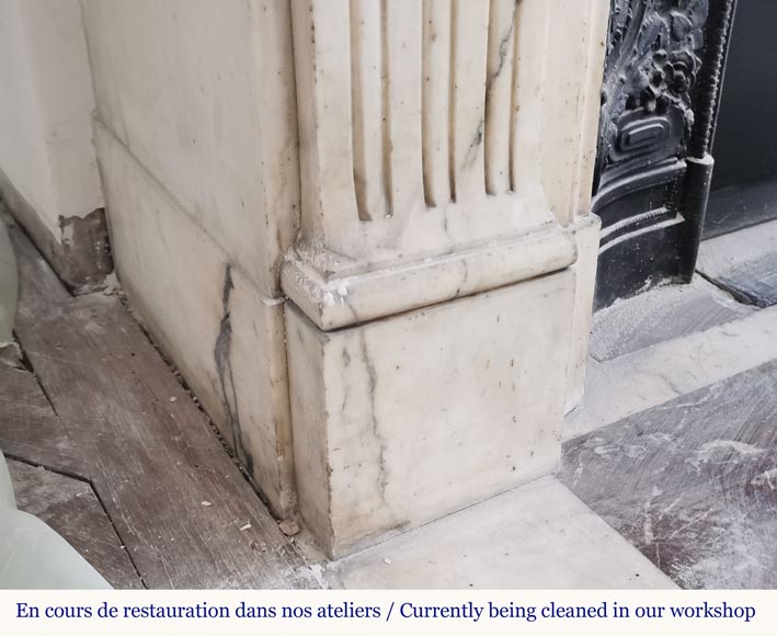Cheminée de style Louis XVI à rudentures en marbre Paonazzo-4