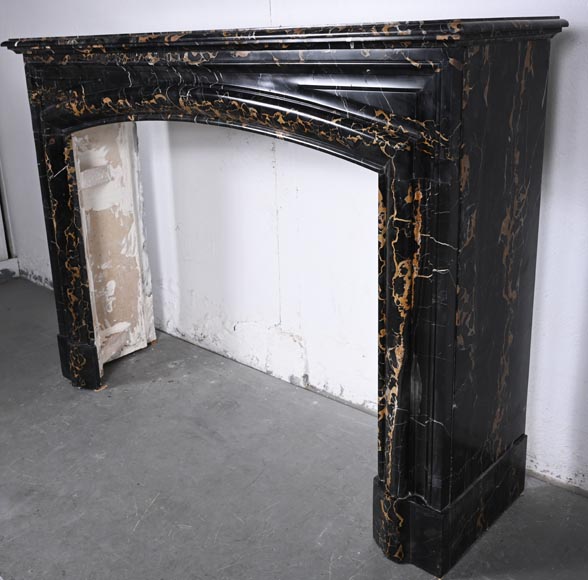 Cheminée de style Louis XIV en marbre Portor, à boudin et bandeau arrondie Cheminée de style Louis XIV en marbre Portor, à boudin et bandeau arrondie-5