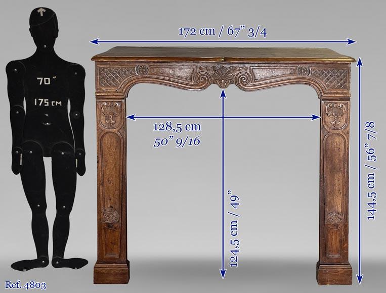 Cheminée en chêne sculpté du XVIIIe siècle-10