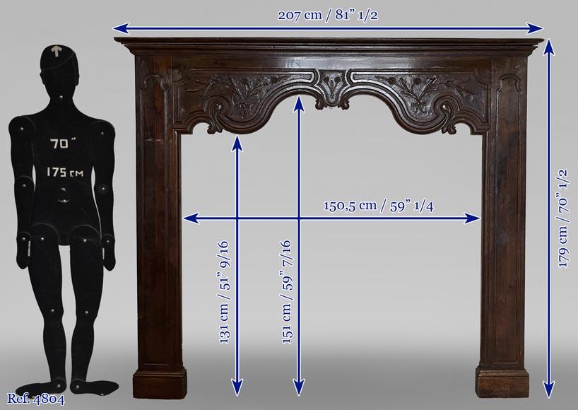 Imposante cheminée en chêne de style Louis XV-12