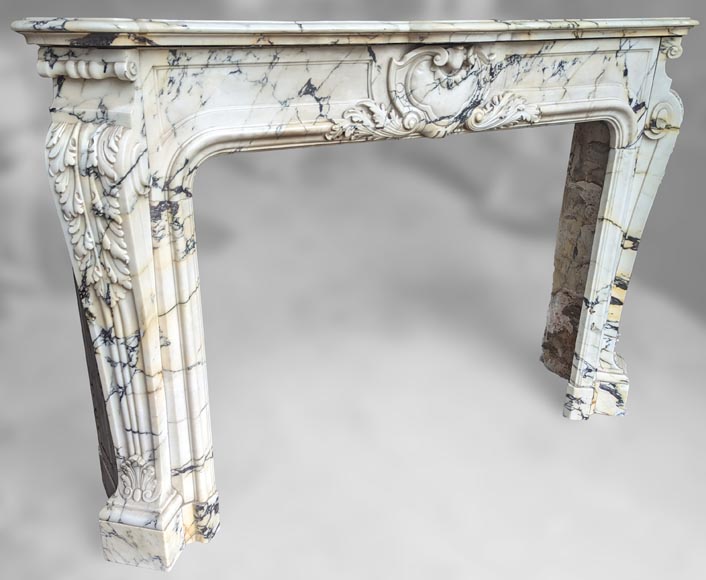 Cheminée de style Régence en marbre Paonazzo, XIXe siècle-4