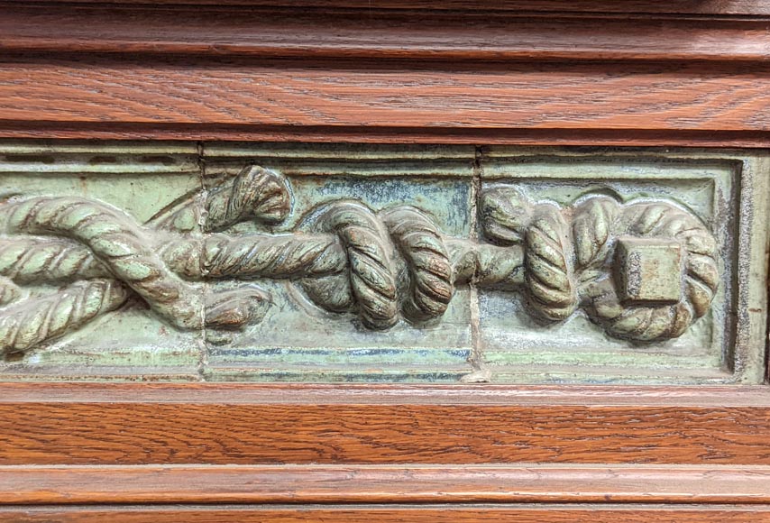 Cheminée de Gentil et Bourdet, en grès vert et en chêne-9