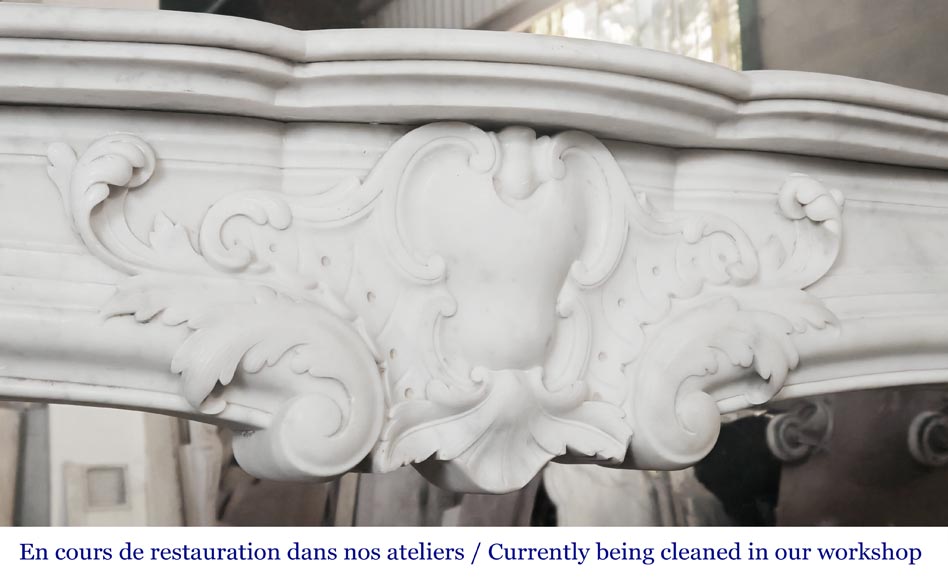 Importante cheminée de style Régence en marbre de Carrare-2