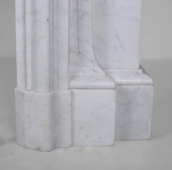 Cheminée de style Napoléon III en marbre de Carrare-12
