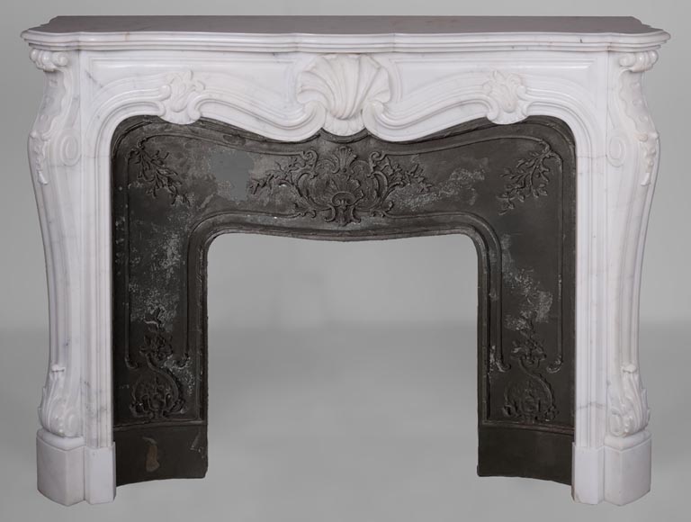 Cheminée de style Louis XV en marbre de Carrare-0