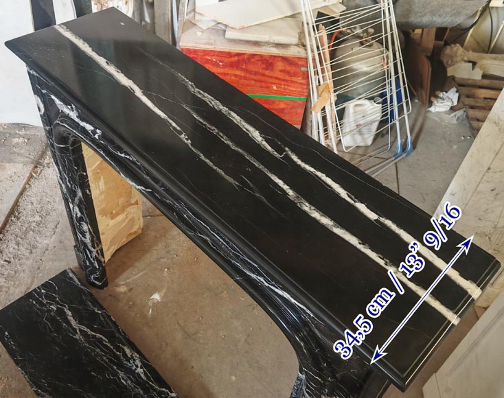 Cheminée boudin de style Louis XIV en marbre noir marquina-9