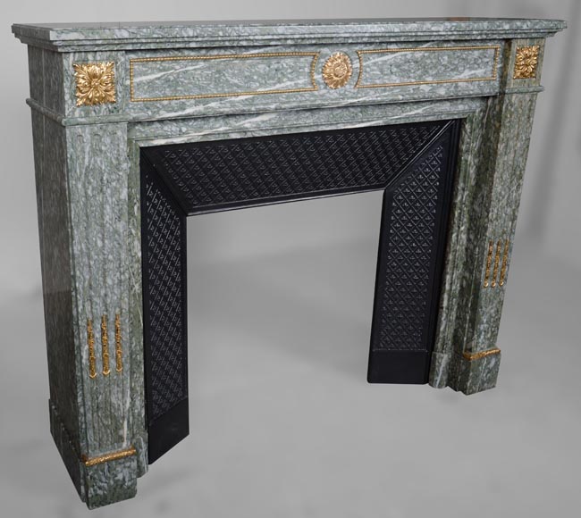 Cheminée de style Louis XVI en marbre vert d’Estours-3