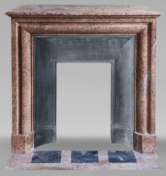 Cheminée de style Louis XIV en marbre griotte-0