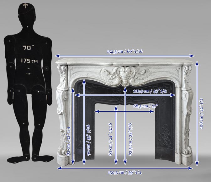 Grande cheminée de style Louis XV en marbre de Carrare au riche décor-12
