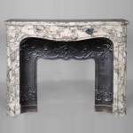 Cheminée de style Louis XVI en brèche de Serravezza