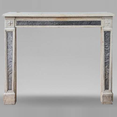 Cheminée d'époque Louis XVI en pierre et marbre
