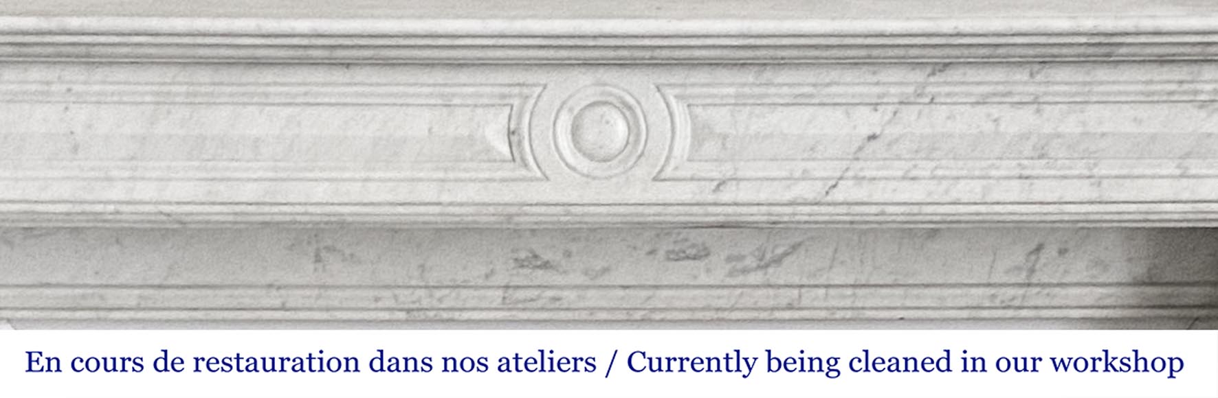 Cheminée d'époque Napoléon III à pattes de lion, en marbre de Carrare-1