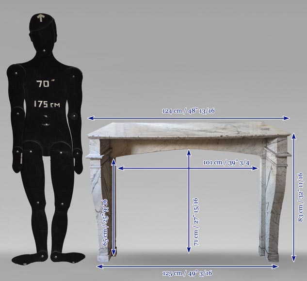 Cheminée d'époque Restauration à pieds en console en marbre de Carrare veiné-9