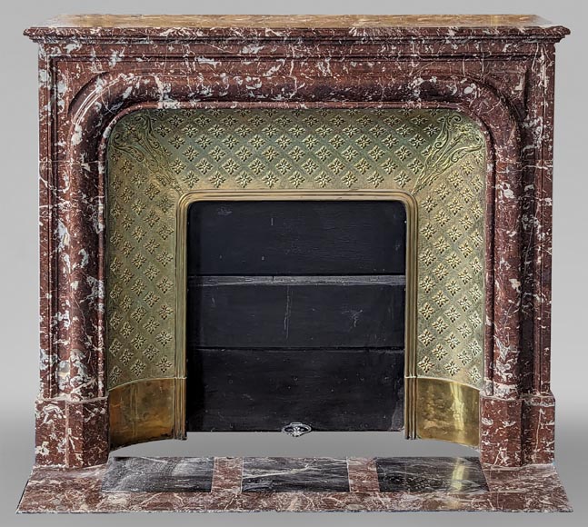 Cheminée de style Louis XIV en marbre Rouge du Nord avec intérieur en laiton-0