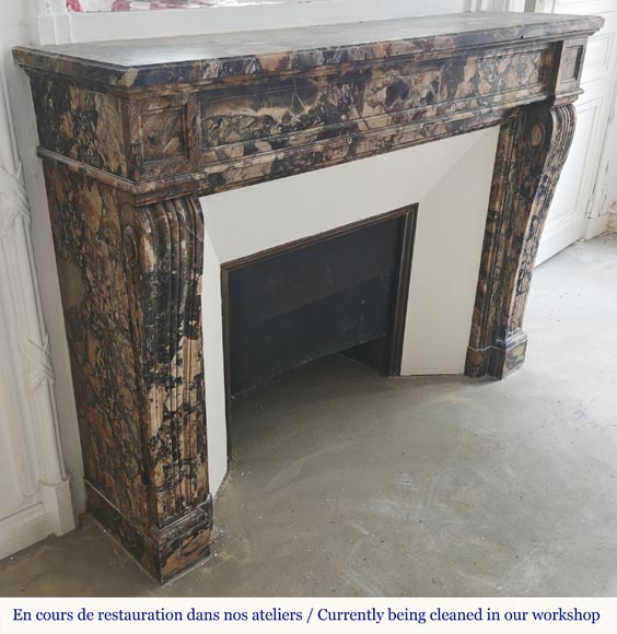 Cheminée de style Louis XVI en brèche de Médous-2