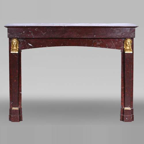 Cheminée d'époque Empire en marbre Rouge Griotte, bronzes ( attribués à Thomire )