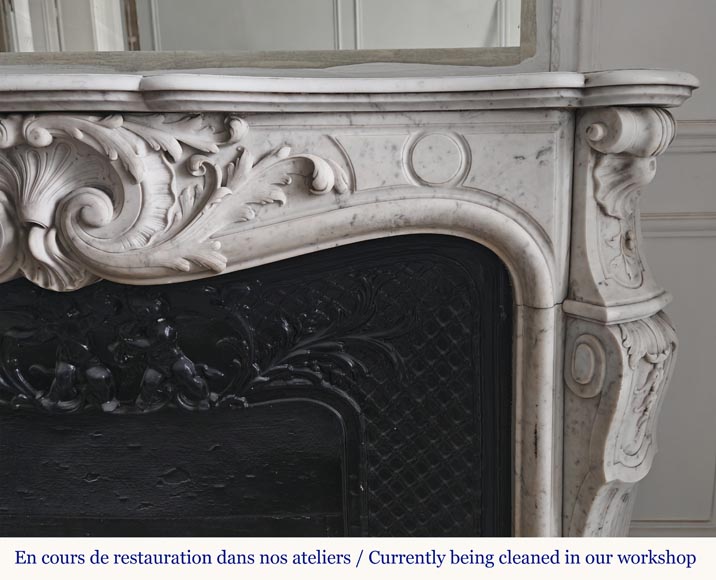 Grande cheminée de style Louis XV en marbre de Carrare Grande cheminée de style Louis XV en marbre de Carrare-9