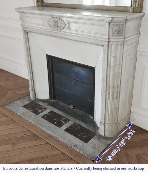 Cheminée Louis XVI aux angle arrondis, en marbre de Carrare-5