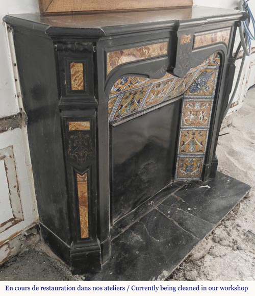 Cheminée de style Napoléon III en marbre noir fin et onyx-2