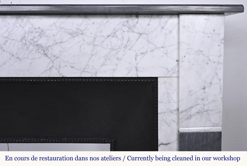 Cheminée de style Art Déco bicolore en marbre de Carrare et Turquin foncé-7