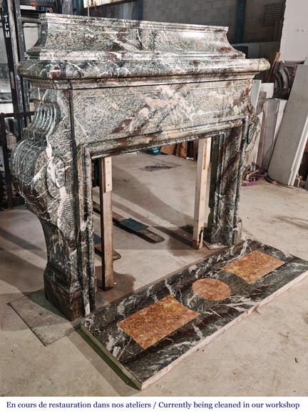 Importante cheminée de style Napoléon III en marbre Campan-3