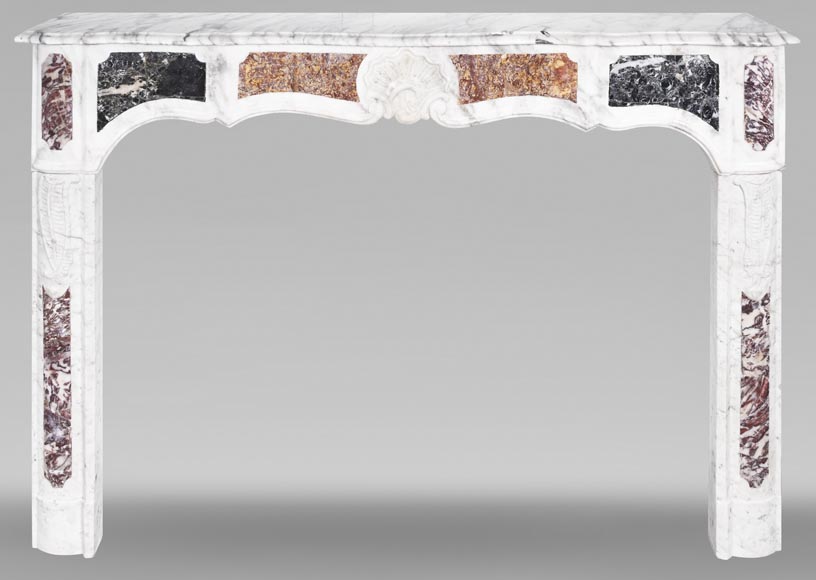 Cheminée de type provençale en marbre de Carrare veiné et en marbre de couleur Cheminée de type provençale en marbre de Carrare veiné et en marbre de couleur-0